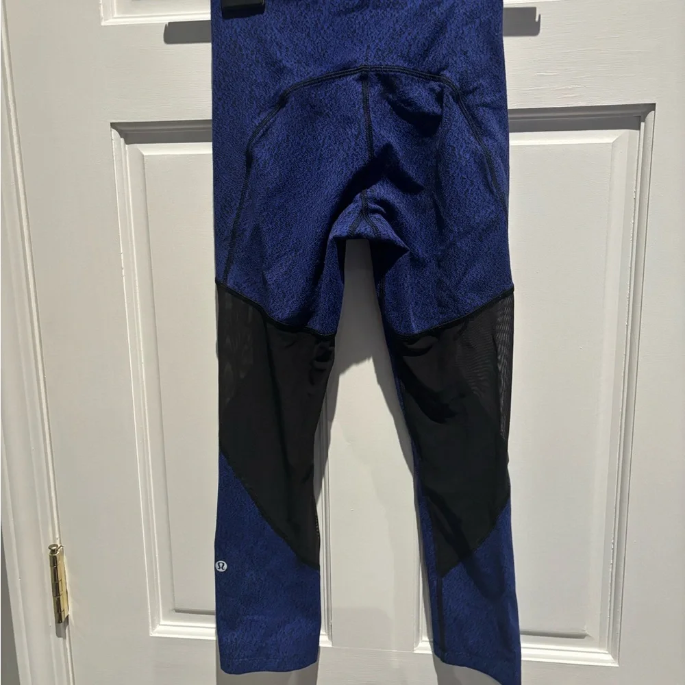 Lululemon Crops - Picture 3 of 3